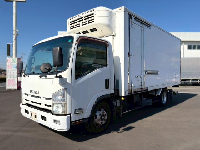 Isuzu ELF 2014